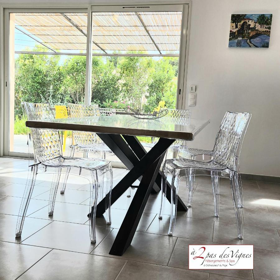 A 2 Pas Des Vignes, Hebergements Et Spa, Maison Numero 6, A Chateauneuf Du Pape Dış mekan fotoğraf